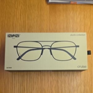Izipizi CRUISE Black Screen Glasses -new